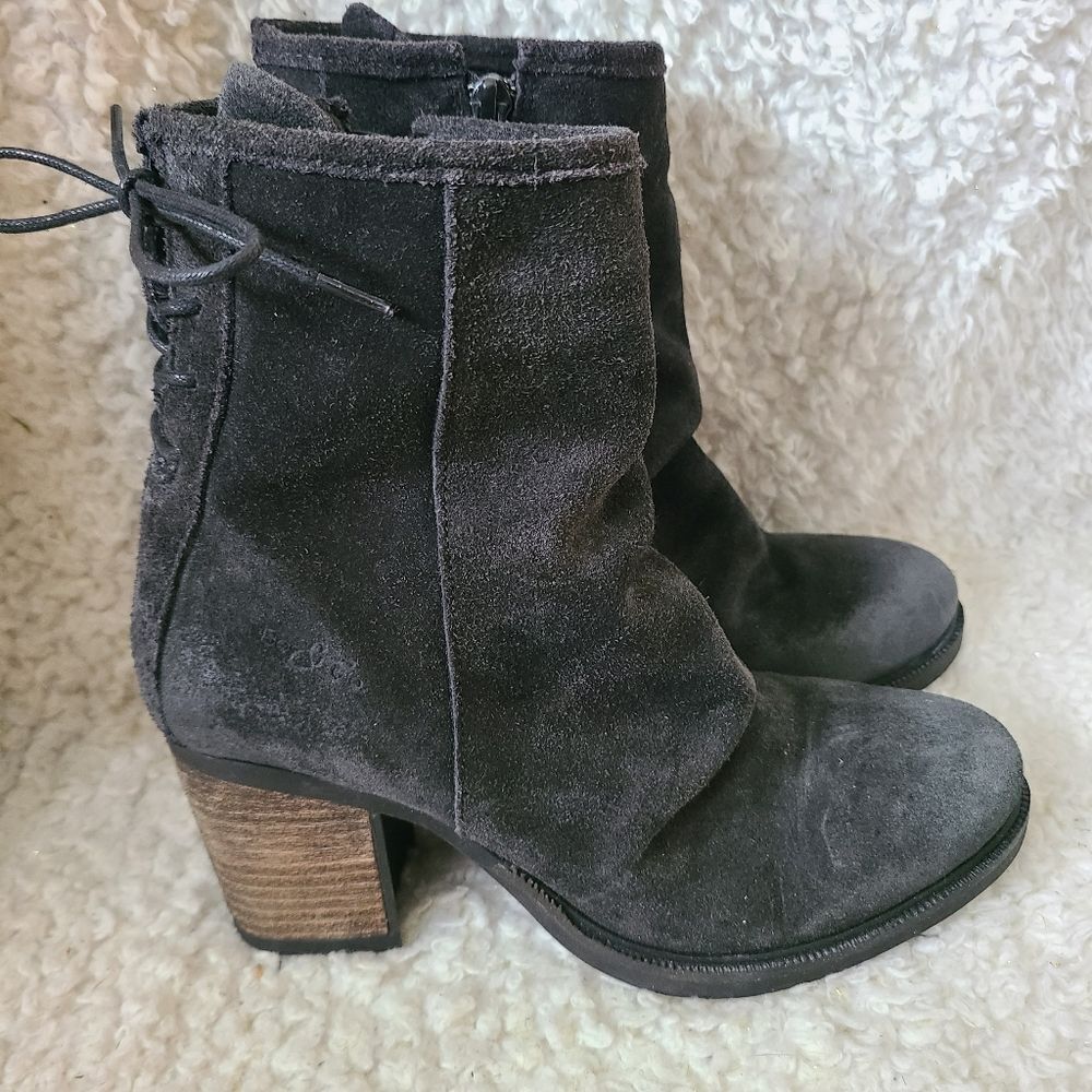 Bos & Co Barlow Distressed Black Suede Ankle Boots size 38